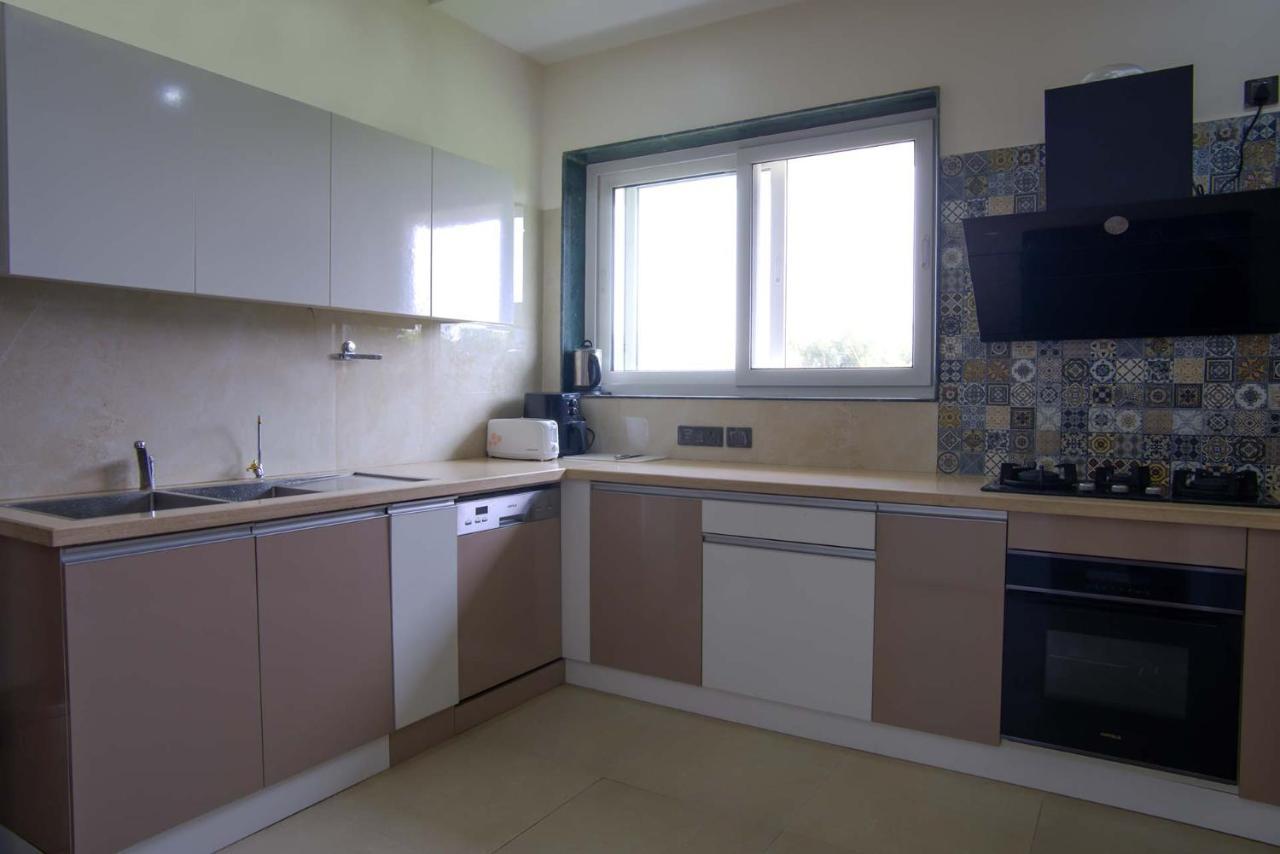 Stayvista At Hillside Paradise 4Bhk Lavish House In Delhi Dhauj Exteriér fotografie