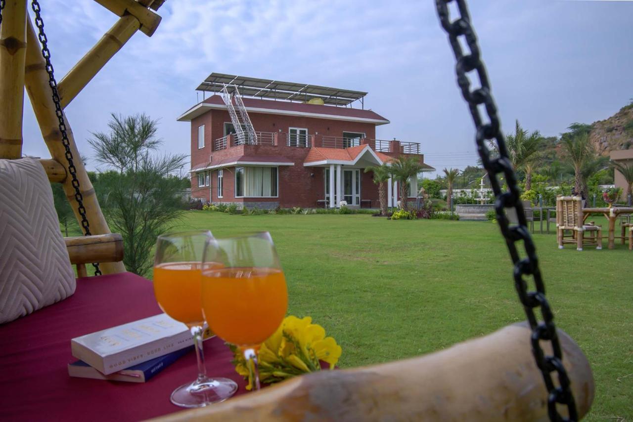 Stayvista At Hillside Paradise 4Bhk Lavish House In Delhi Dhauj Exteriér fotografie