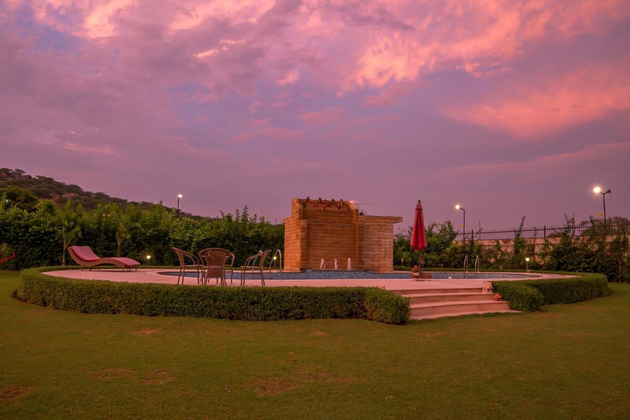 Stayvista At Hillside Paradise 4Bhk Lavish House In Delhi Dhauj Exteriér fotografie